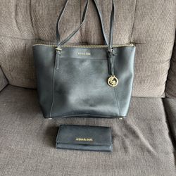 Michael Kors Purse & Wallet Set – Black Leather Tote