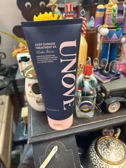 UNOVE Deep Damage Treatment EX in the "Tender Bloom" scent