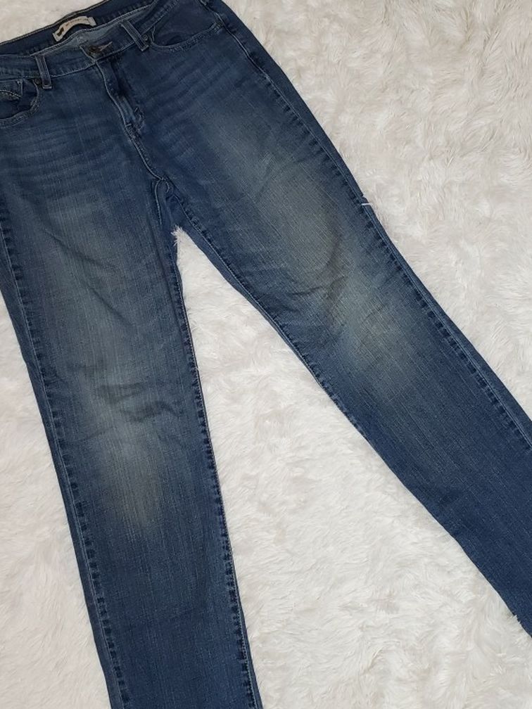 LEVI'S 505 STRAIGHT LEG JEANS!