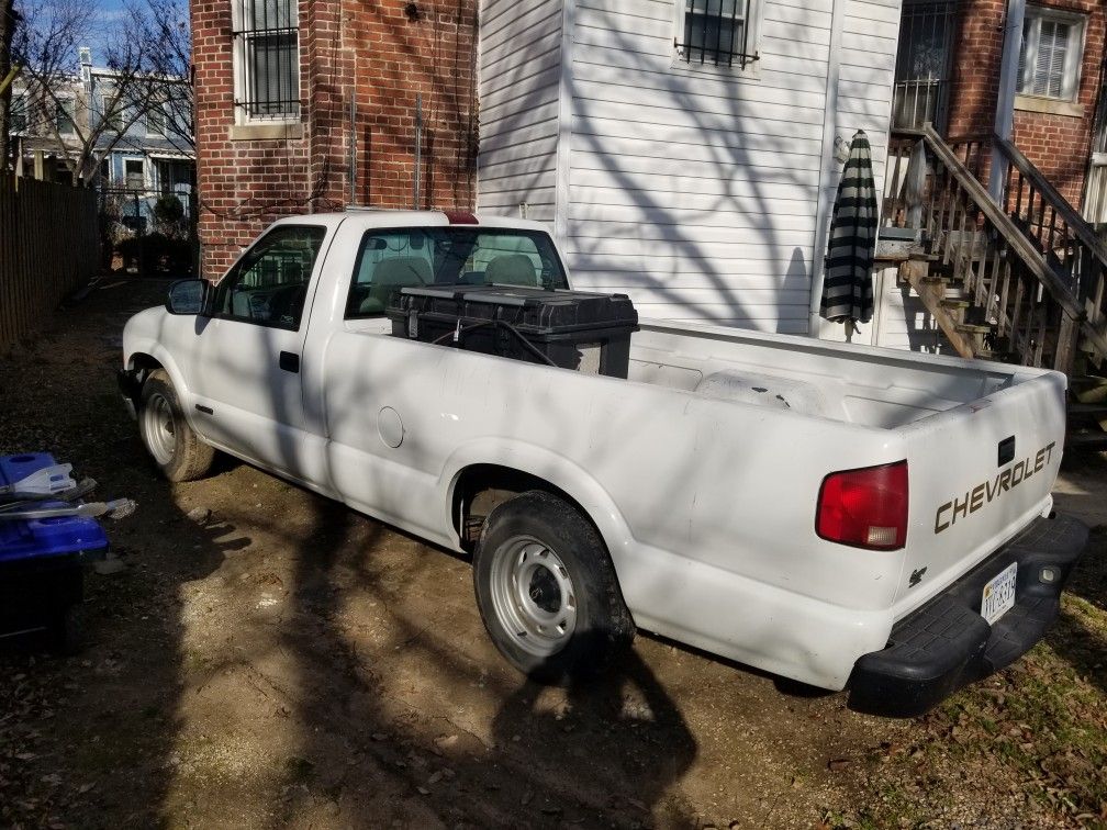 2000 Chevrolet S-10