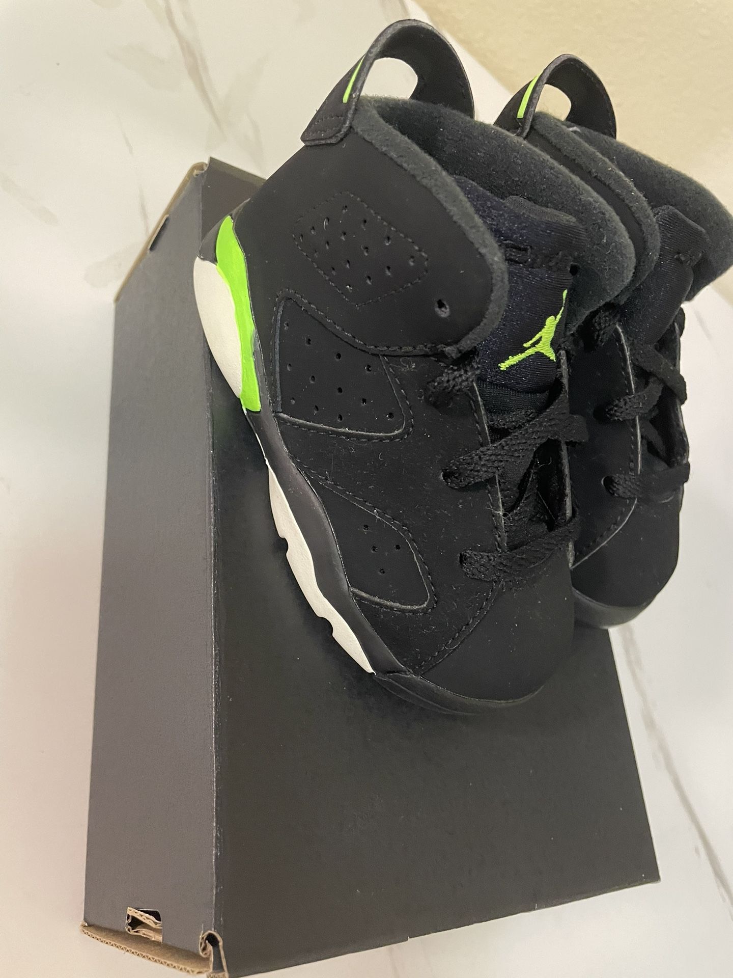 Jordan 6 , Toddler Size 7C