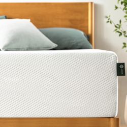 Queen Sized Memory Foam Mattress