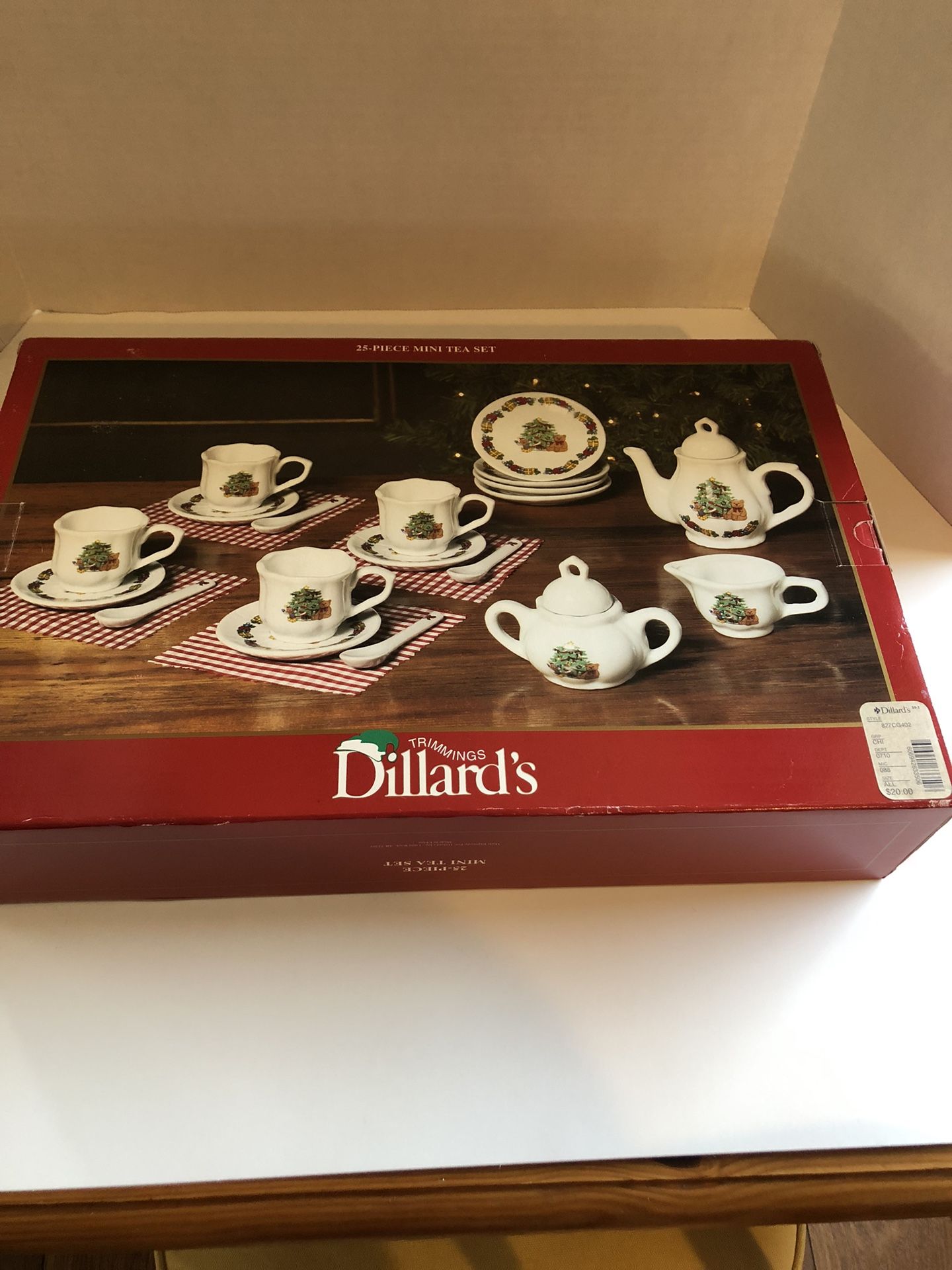 Vintage Dillard’s Mini Christmas Tea Set 25 Pieces