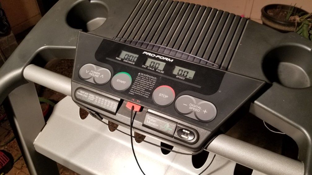 Proform 350s Treadmill for Sale in San Antonio, TX OfferUp