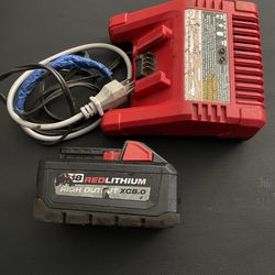 Battery Milwaukee and charger
