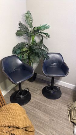 Thibodeaux swivel height adjustable bar stools (pair)