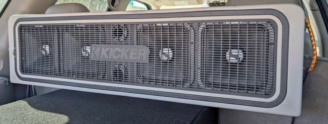 CUSTOM SPEAKER BOX RGB LIGHTS WITH 4 KICKER MID BASS SPEAKERS 9” and bullet tweeters