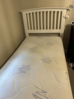 2(Two) Twin Beds (everything)