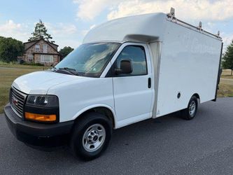 2019 GMC Savana Cutaway