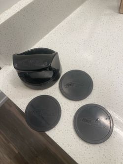 Sportscraft pusher and pucks lot- 4 count