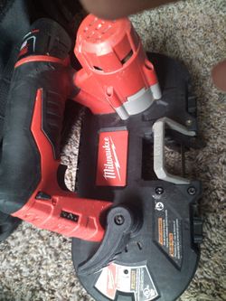 Milwaukee's band saw