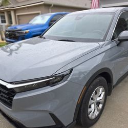 2025 Honda CR-V  Low miles 