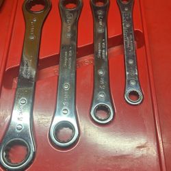 Snap On Tools STandar One Metric  10-11 ..1/2 Inch To  13/16 $119
