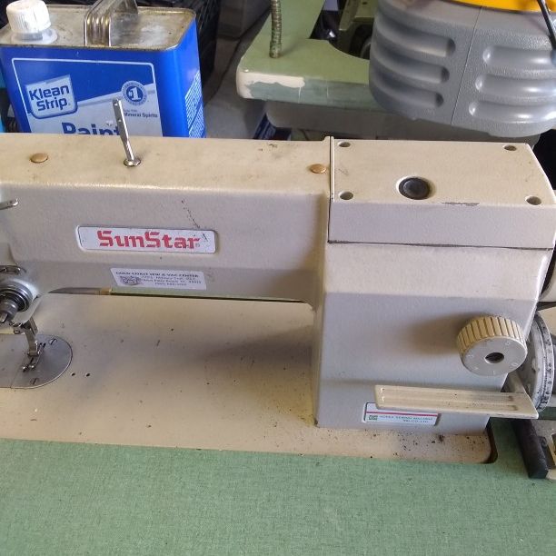 3 Sewing Machine Different Types The Three Of Them In Perfect Condition