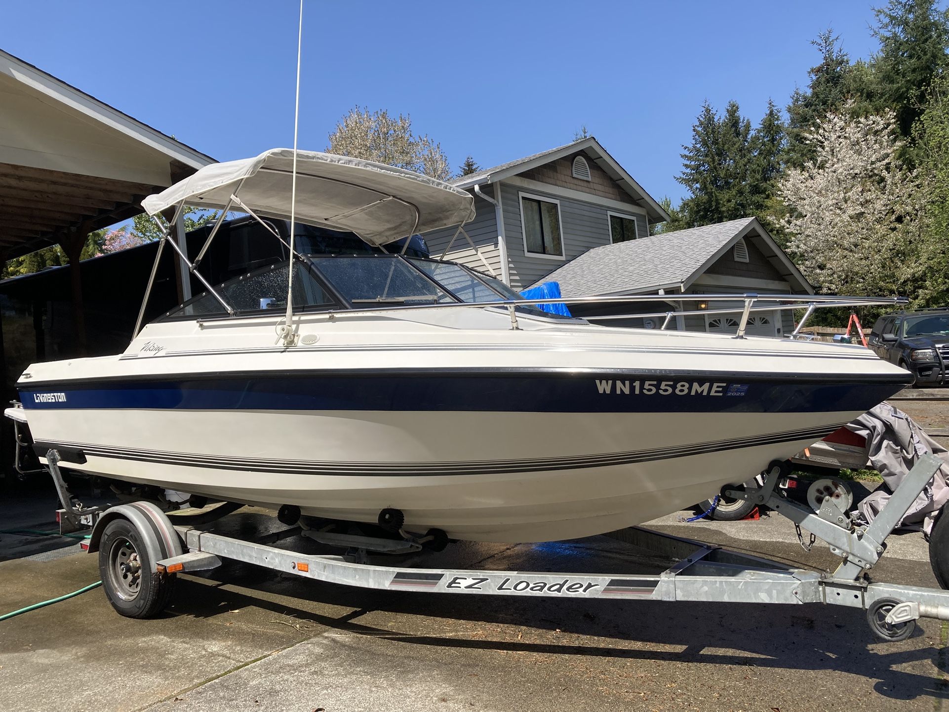 1993 Livingston Viking 190 O/B