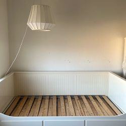 IKEA HEMNES Daybed frame with 3 drawers, white, Twin