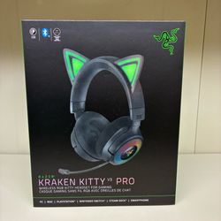 Razer Kraken Kitty V3 Pro Wireless RGB Gaming Headset Black Cat Ears Chroma NEW