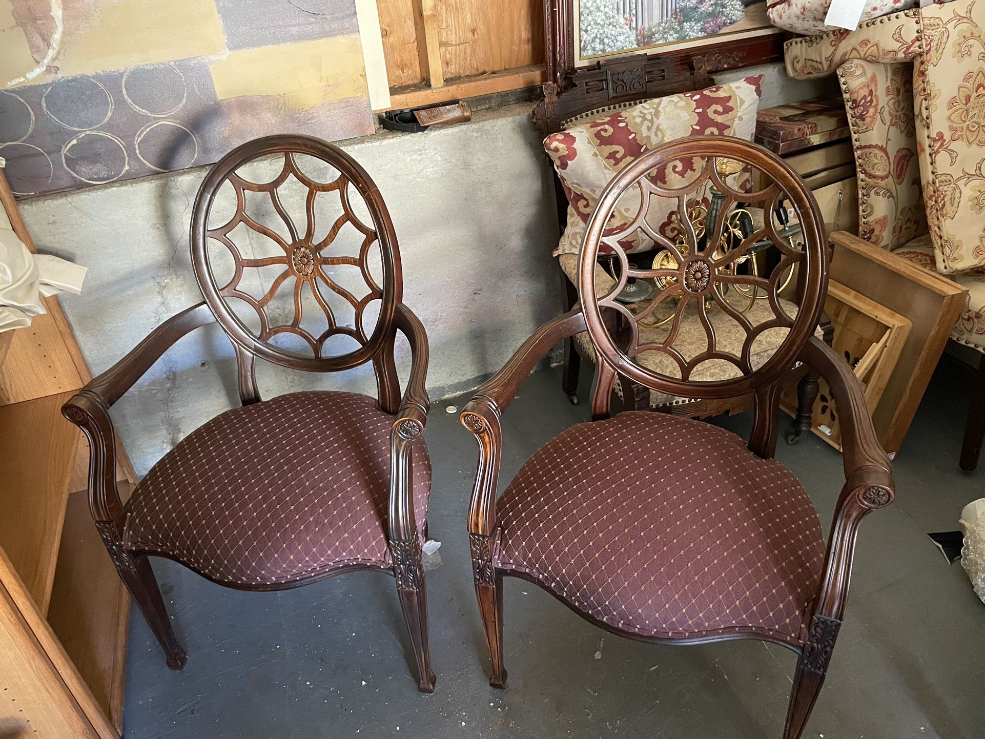 Clean, nice comfortable chairs