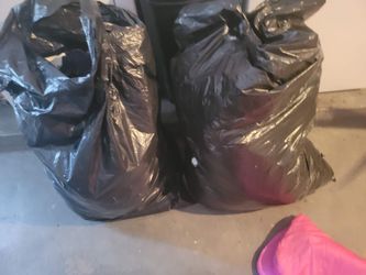 2 Large Trash Bags Of Clothes Size Large Xl for Sale in El Paso, TX -  OfferUp