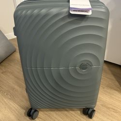 24’ Suitcase 