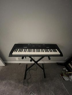 Piano Keyboard 