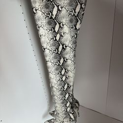 Steve Madden Snake Boot