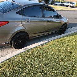 2012 Hyundai Accent