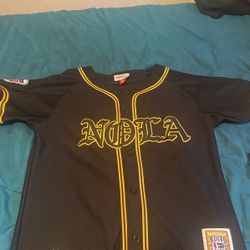Black And Yellow Jersey 