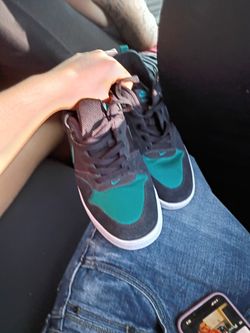 Size 8.5- Nike Alleyoop SB Black Mystic Green