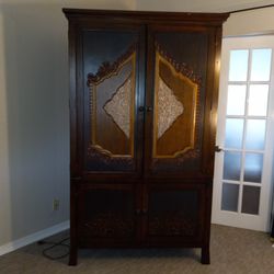 TV Cabinet With 4 Drawers