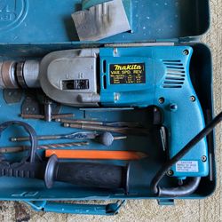 MAKITA HP2010N VARIABLE 2 SPEED REVERSIBLE 3/4" HAMMER DRILL W/METAL CASE