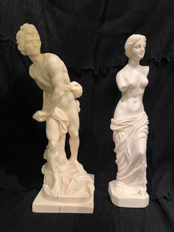 A. Santini  Classic Resin  Statue David, Venus de Milo 10” Italy