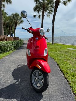 Vespa Piaggio LX50 2008 low miles