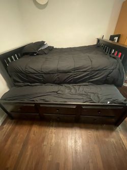 Cama twin madera buena condición