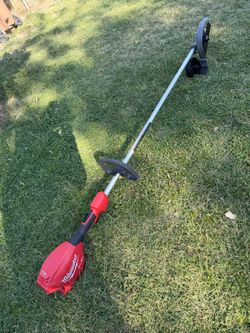 Milwaukee
M18 FUEL 18V 8 in. Brushless Cordless Battery Powered Straight Shaft Lawn Edger (Tool-Only)