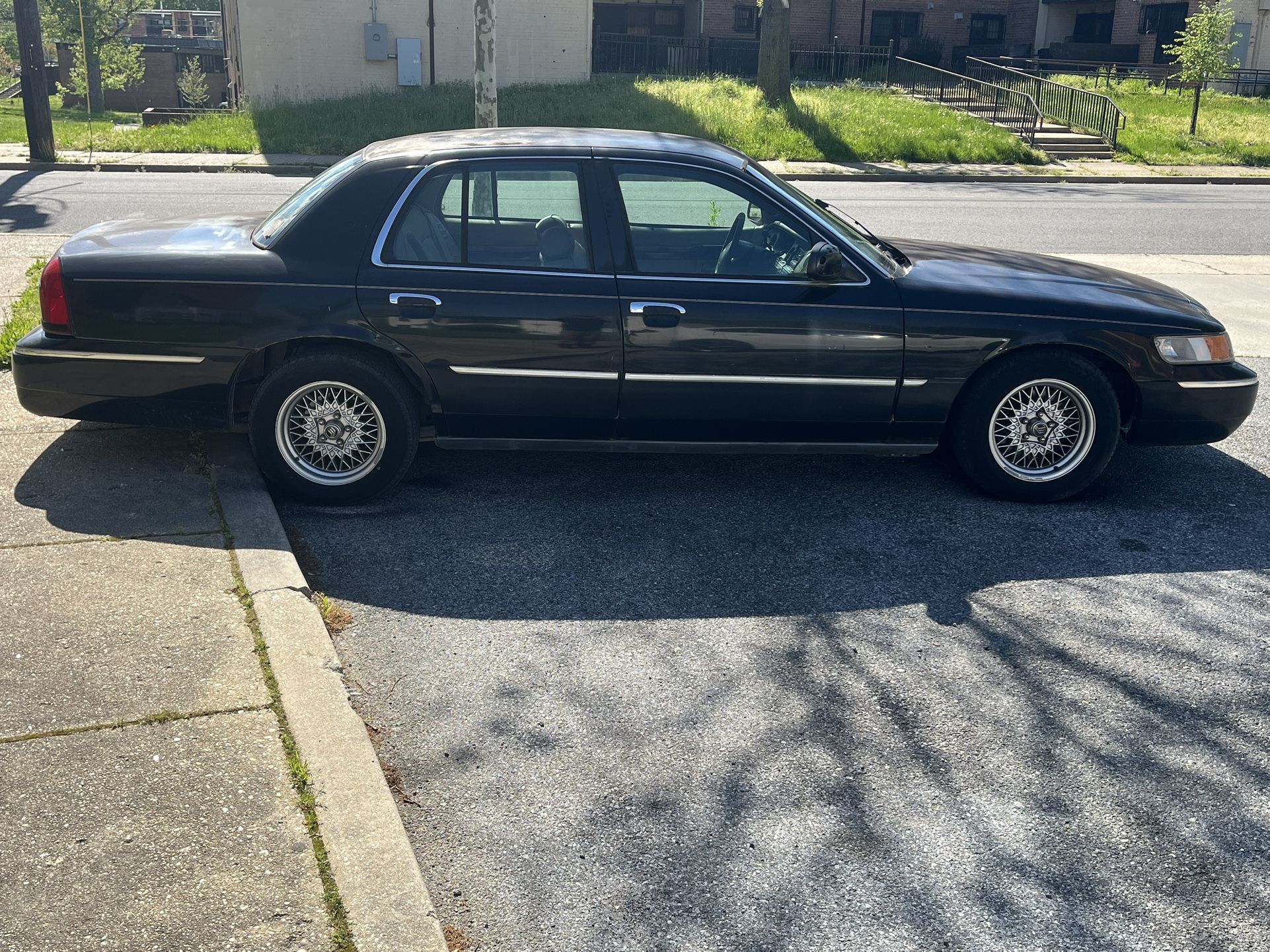 2000 Mercury Grand Marquis