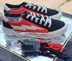 $85 REVENGE STORM V.2 NEW COLLECTORS SHOES (10)MW