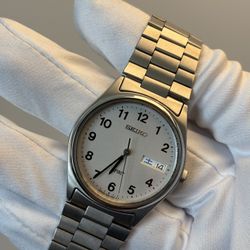 Seiko Quartz Spirit Silver Dial Watch