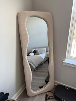 Aesthetic Teddy Bear Mirror