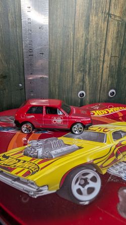 HOT WHEELS 80TH ANNIVERSARY 8PK SPECIAL EDITION LOOSE Volkswagen Golf MK2