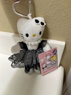 Hello Kitty rare with tags new keychain