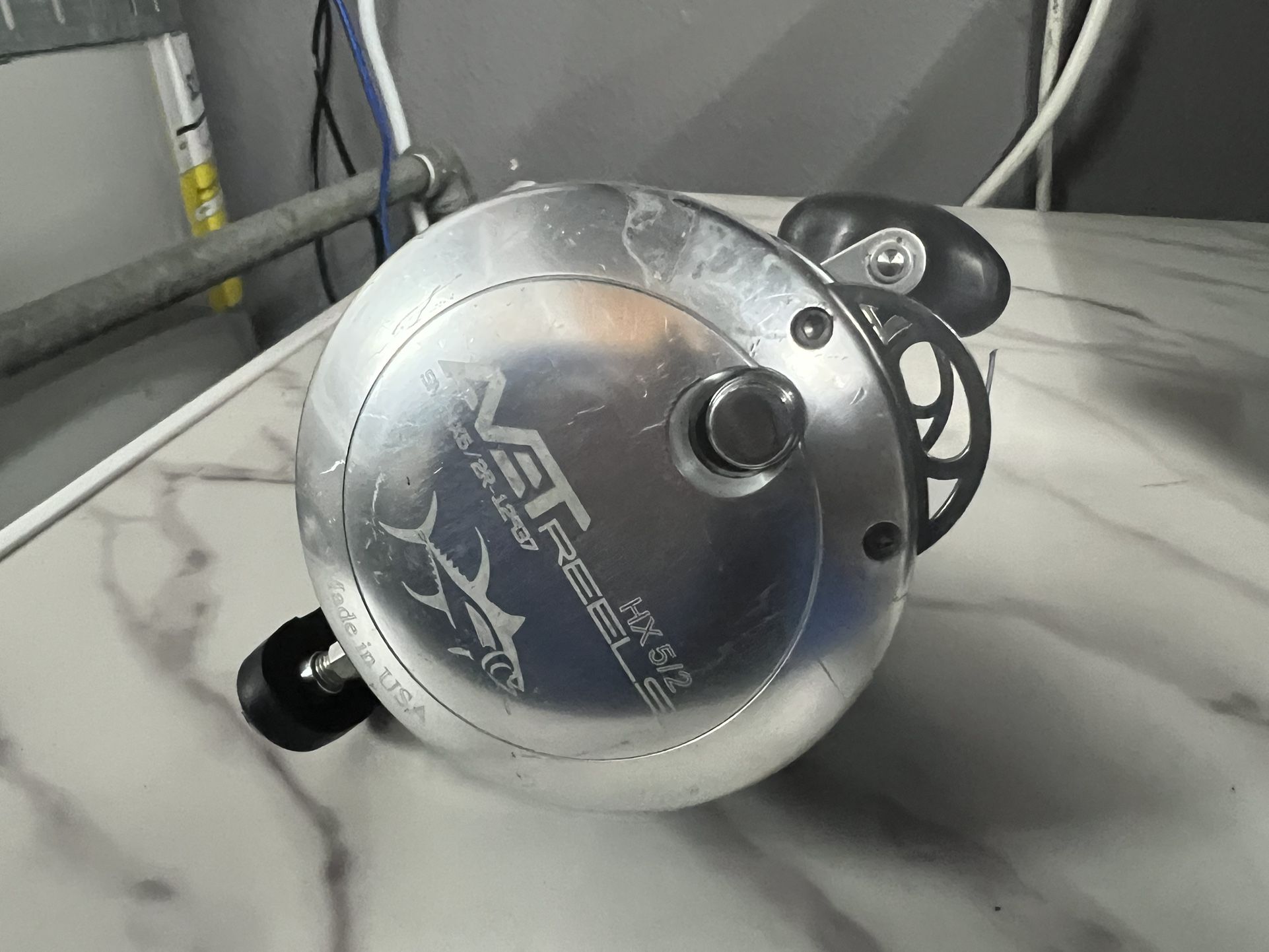 Avet HX 2-Speed Guide Plate Silver