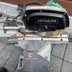 Hitachi C8FB2 Sliding 8 1/2” Slide Compound Miter Saw Working Good, $50 Firm On Price