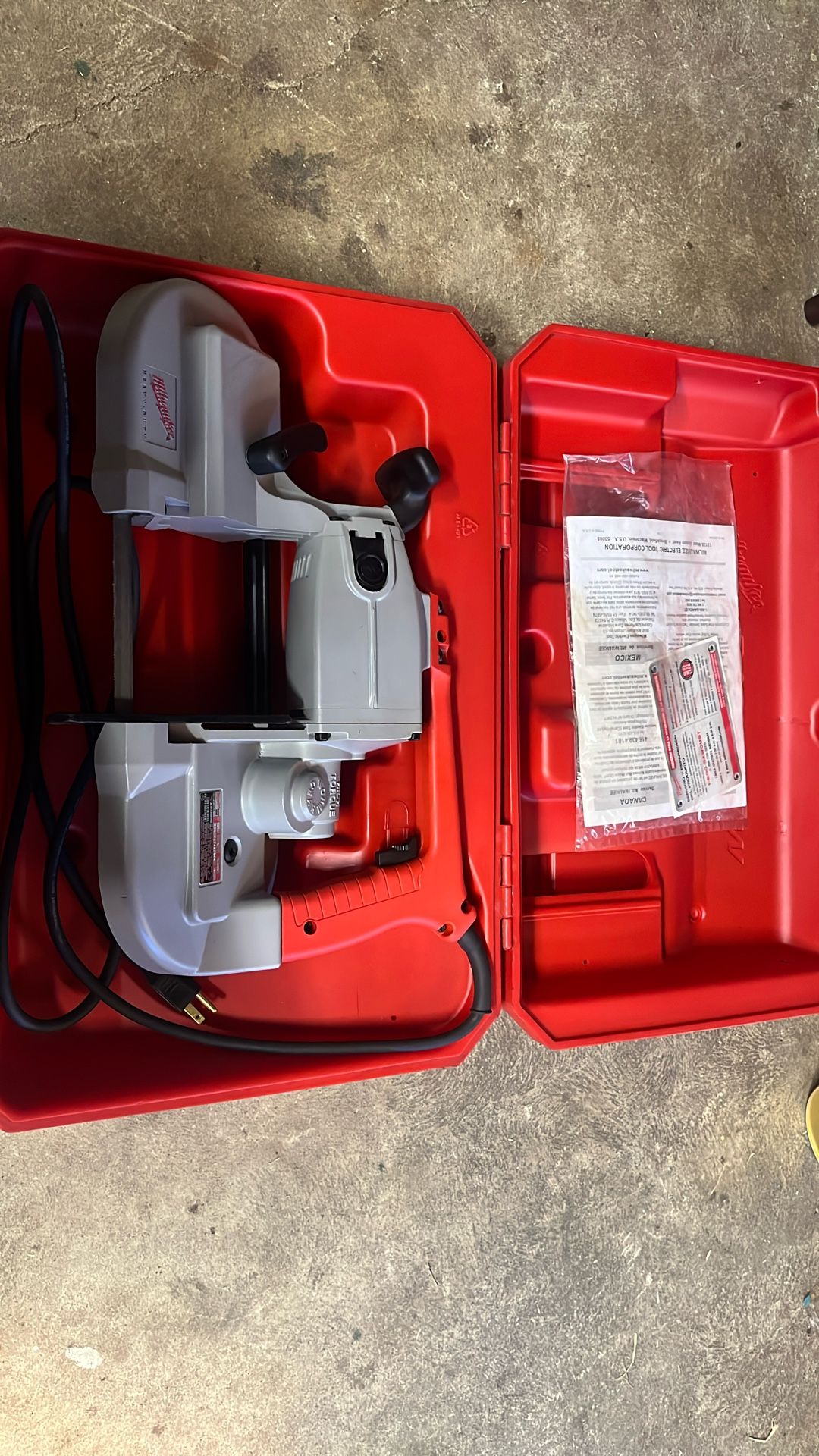 Milwaukee variable speed, deep cut bandsaw used once
