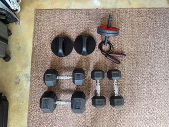 Rubber Hex Dumbbell Set with Ab Wheel and Jump Rope