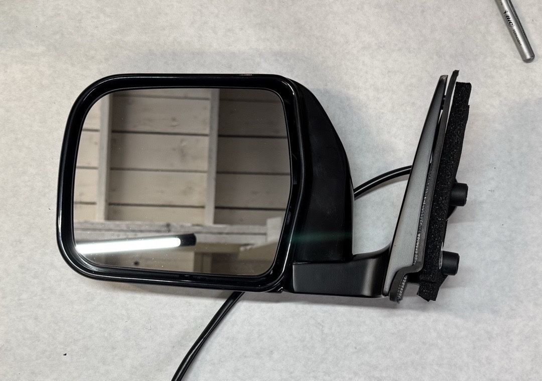 LA Zona Auto Parts 1993 to 1998 Toyota T100 Left Driver Side Mirror Espejo Retrovisor Izquierdo Conductor