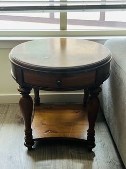 2 Round Wood End Table with Drawer Basset Furniture