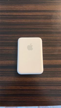 Apple MagSafe battery