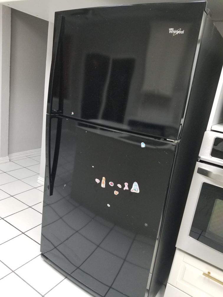 Free Whirpool refrigerator