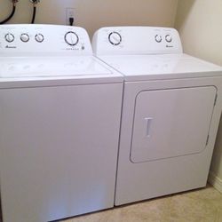 Washer Dryer Pair from Amana